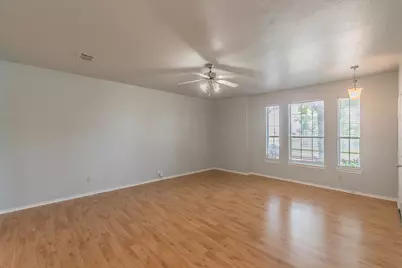 5419 Prairie Lane, Grand Prairie, TX 75052 - Photo 5