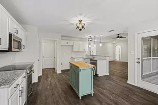 533 Shady Oaks Trail, Burleson, TX 76028 - Photo 9