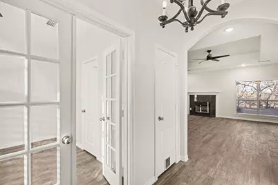 533 Shady Oaks Trail, Burleson, TX 76028 - Photo 3