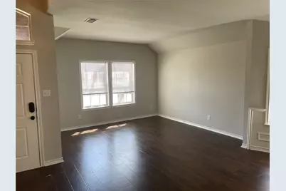 5908 Meadowglen Drive, Denton, TX 76226 - Photo 3