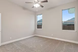 10412 Sunset Shore Dr, Grand Prairie, TX 76065 - Photo 13