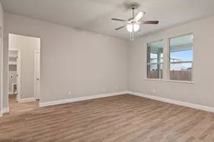 10412 Sunset Shore Dr, Grand Prairie, TX 76065 - Photo 9