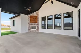 2461 Tyler Wade Trl, Waxahachie, TX 75167 - Photo 35