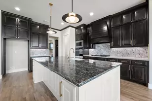 2461 Tyler Wade Trl, Waxahachie, TX 75167 - Photo 5