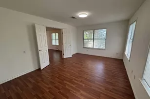 1272 W McNeil St, Stephenville, TX 76401 - Photo 9