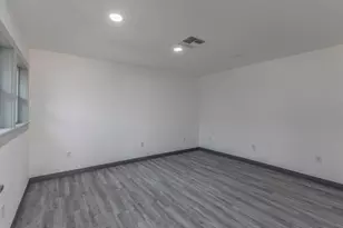 904 13th St, Bridgeport, TX 76426 - Photo 1