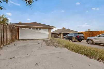 1910 Glen Hill Drive, Carrollton, TX 75007 - Photo 35