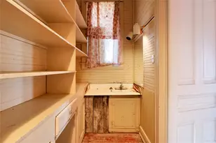 200 S Colorado St, Whitney, TX 76692 - Photo 15