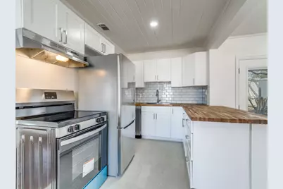 4528 Newman Drive, Haltom City, TX 76117 - Photo 5