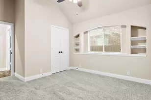 10213 Fox Mnr Trl, Fort Worth, TX 76131 - Photo 13