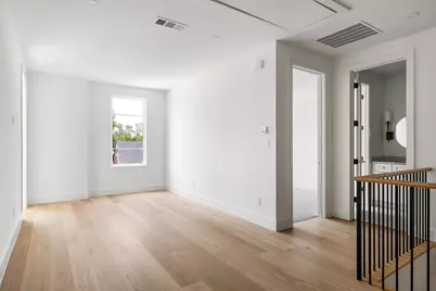 2414 Grigsby Avenue, Dallas, TX 75204 - Photo 27