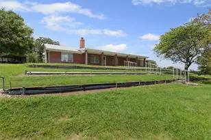 2323 Co Rd 513, Stephenville, TX 76401 - Photo 35