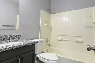 1008 S Retta St, Fort Worth, TX 76111 - Photo 13