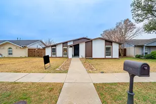 3124 Barton Rd, Carrollton, TX 75007 - Photo 1
