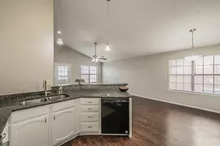 421 Sims Dr, Cedar Hill, TX 75104 - Photo 11