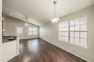 421 Sims Dr, Cedar Hill, TX 75104 - Photo 9