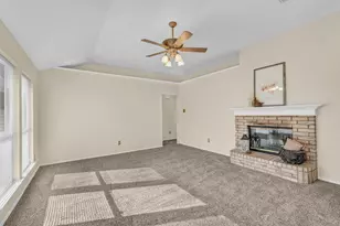 1100 Miles Ave, Burleson, TX 76028 - Photo 9