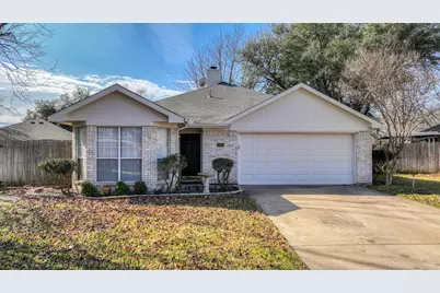 1100 Miles Avenue, Burleson, TX 76028 - Photo 3