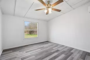 114 Sunset Acres Ct, Granbury, TX 76048 - Photo 7