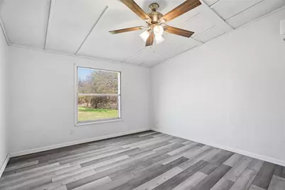 114 Sunset Acres Court, Granbury, TX 76048 - Photo 13