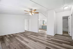 114 Sunset Acres Ct, Granbury, TX 76048 - Photo 5