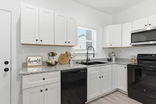 408 Susan Dr, Kennedale, TX 76060 - Photo 13