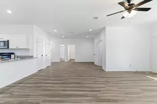 408 Susan Dr, Kennedale, TX 76060 - Photo 11