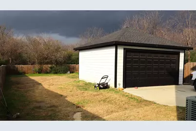 1908 Amanda Avenue, Fort Worth, TX 76105 - Photo 7