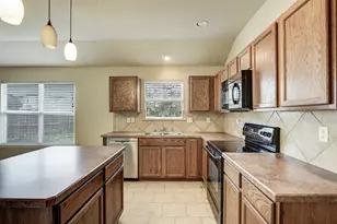 2041 Meadow View Dr, Princeton, TX 75407 - Photo 15