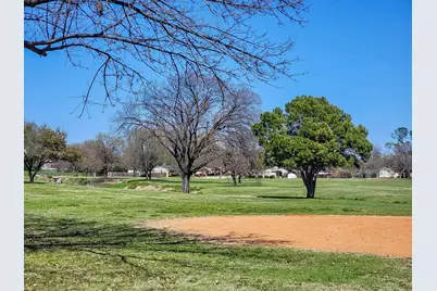 3205 Parkside Drive, Mesquite, TX 75150 - Photo 5