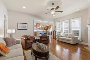 5016 Dickens Ln, Carrollton, TX 75010 - Photo 19