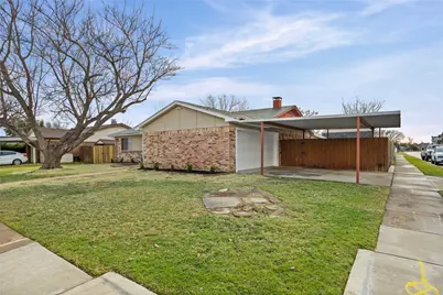 565 Park Center Boulevard, Saginaw, TX 76179 - Photo 3