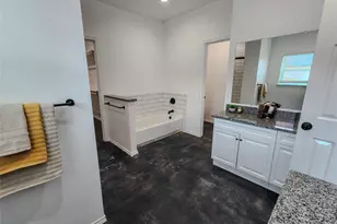 400 Susan Dr, Kennedale, TX 76060 - Photo 9