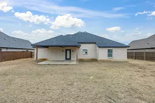 2301 Briarwood Dr, Bridgeport, TX 76426 - Photo 27