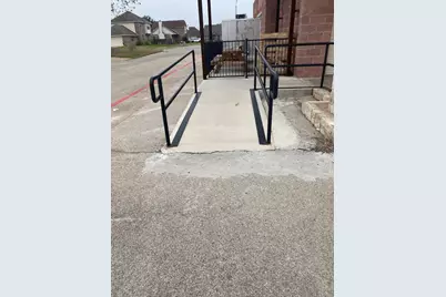 715 Autumn Ridge Drive #106, Granbury, TX 76048 - Photo 15