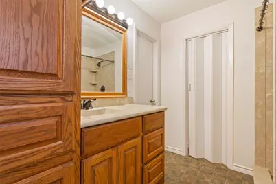 103 Spring Oak Street, Lacy Lakeview, TX 76705 - Photo 19