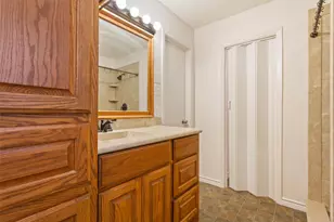 103 Spring Oak St, Lacy Lakeview, TX 76705 - Photo 19