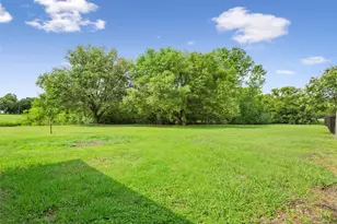 103 Spring Oak St, Lacy Lakeview, TX 76705 - Photo 29