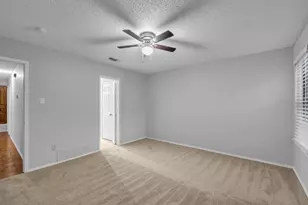 2806 Harvest Lake Dr, Irving, TX 75060 - Photo 15