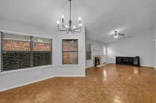 2806 Harvest Lake Dr, Irving, TX 75060 - Photo 11