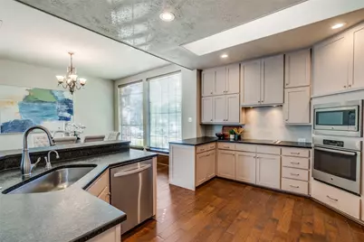 6523 Brook Lake Drive, Dallas, TX 75248 - Photo 13