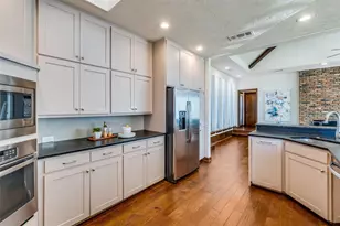 6523 Brook Lake Dr, Dallas, TX 75248 - Photo 23