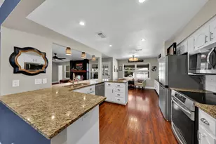 1011 Tanglewood Ln, Arlington, TX 76012 - Photo 9