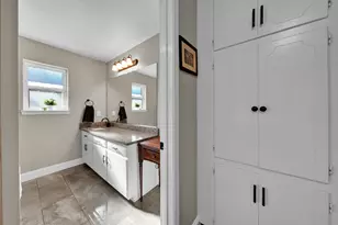 1011 Tanglewood Ln, Arlington, TX 76012 - Photo 17