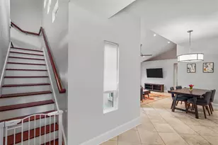 4319 Cabell Dr, Dallas, TX 75204 - Photo 3