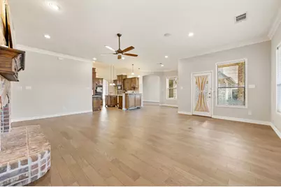 7805 Shady Oaks Drive, North Richland Hills, TX 76182 - Photo 13