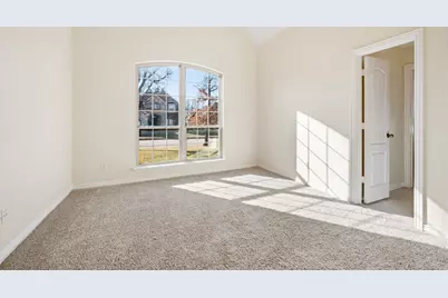 7805 Shady Oaks Drive, North Richland Hills, TX 76182 - Photo 23