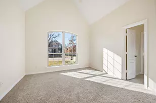 7805 Shady Oaks Dr, North Richland Hills, TX 76182 - Photo 23