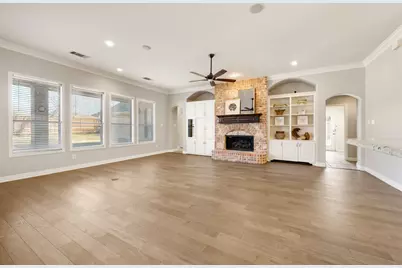 7805 Shady Oaks Drive, North Richland Hills, TX 76182 - Photo 11