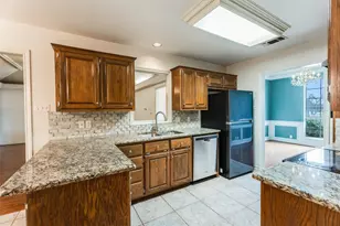 9130 Hanging Moss Dr, Granbury, TX 76049 - Photo 9